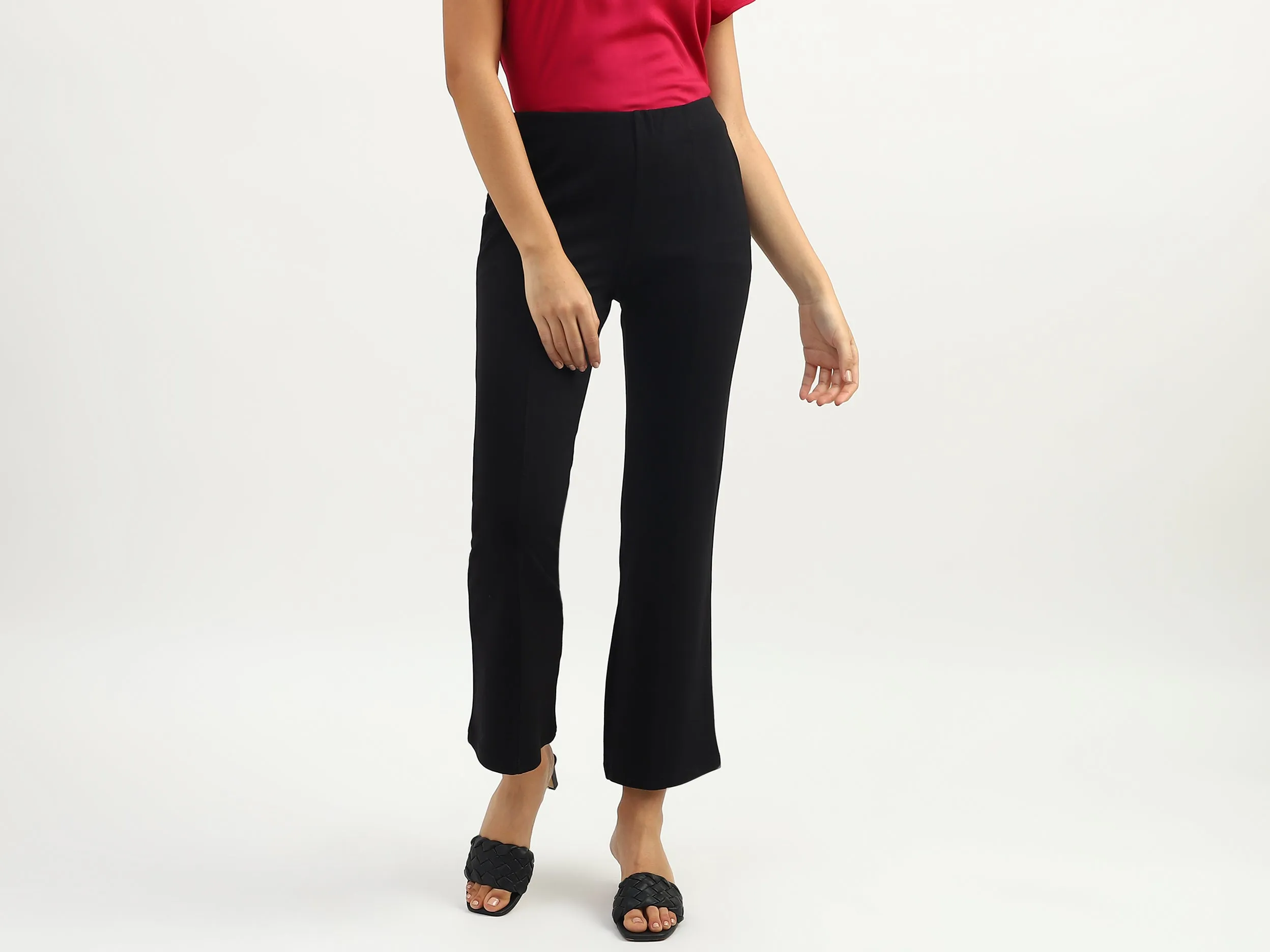 Women Solid Regular Fit Trousers