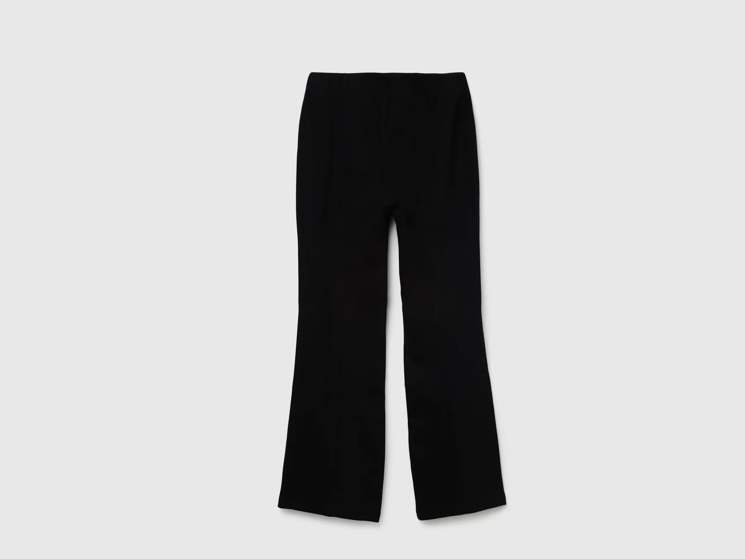 Women Solid Regular Fit Trousers