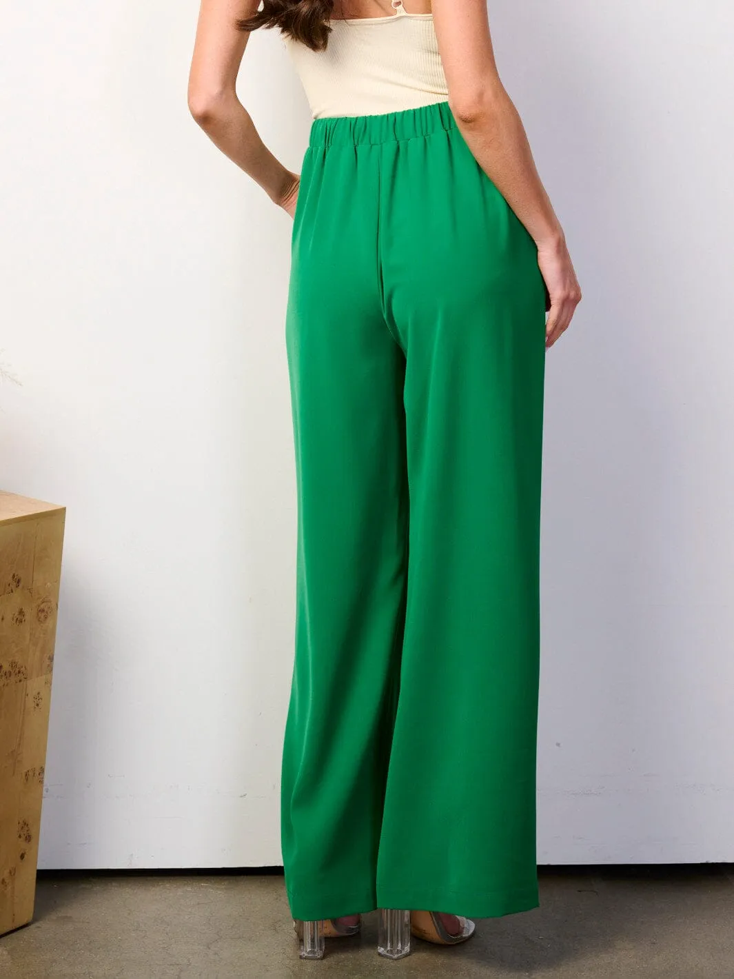 WOMEN'S BUTTON CLOSURE POCKETS PLEATED WIDE LEG PANTS