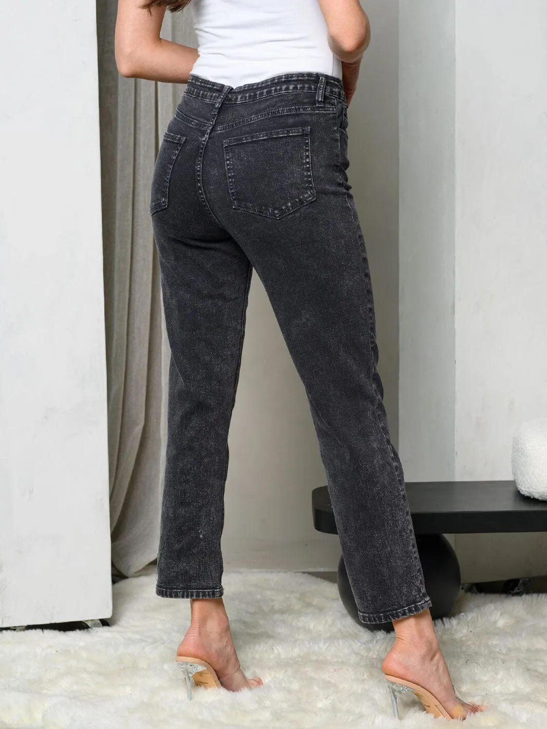 WOMEN'S HIGH RISE STRAIGHT LEG WASHED DENIM PANTS