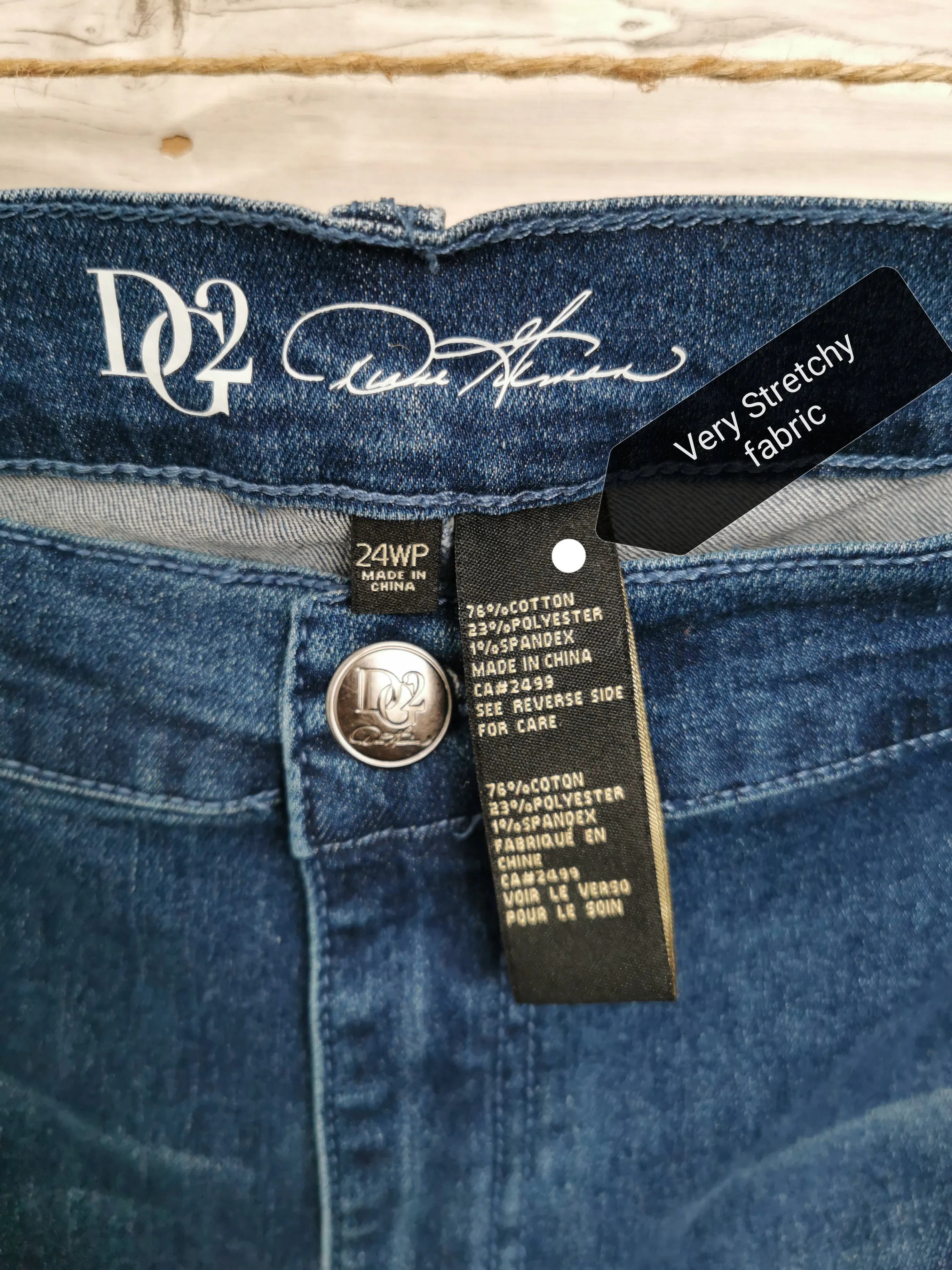 WOMENS PLUS SIZE 24 PETITE - DG2 By Diane Gilman, Bohemian Lace Embroidered Stretchy Jeans NWT B27