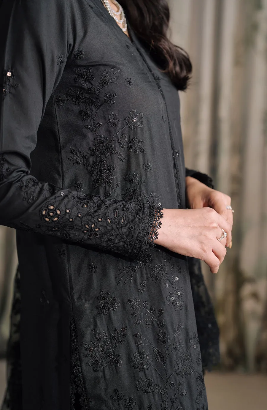 ZARIF | RAW SILK ZRF-RW-02 ZIVAH